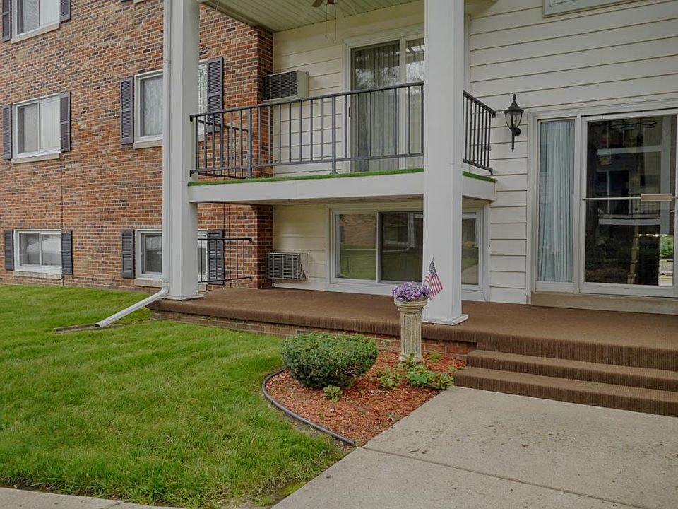 1st image of 806 W Michigan Ave APT 206E