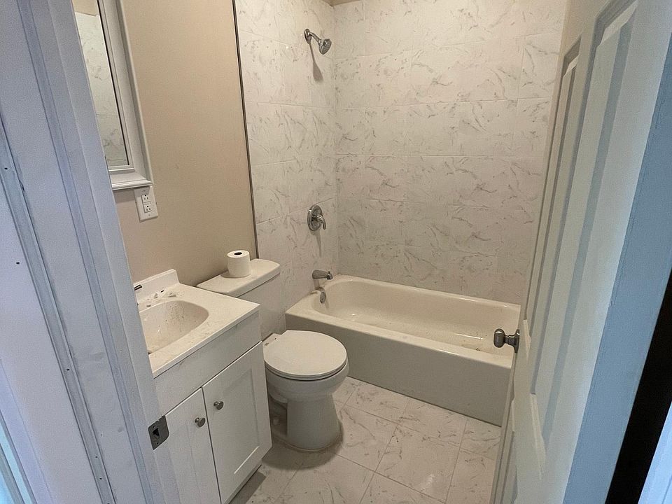 2nd image of 2723 N 6th St #2
