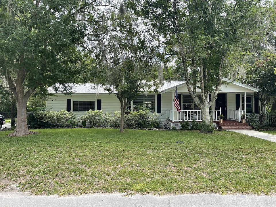 1st image of 295 SW 252nd St