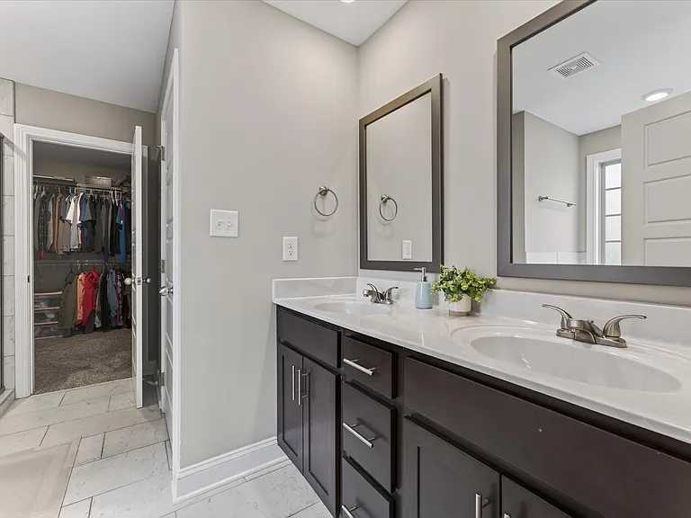 2361 Bridgeport Way — Photo 23
