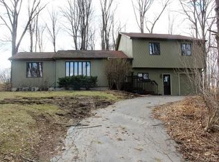 5881 Buttonvale Rd, Fayetteville, NY 13066