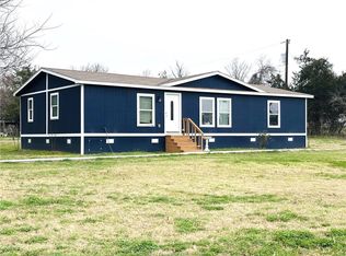 704 Riley St, Rockdale, TX 76567