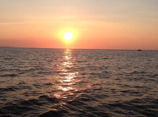 8 Butternut Dr, Montauk, NY 11954