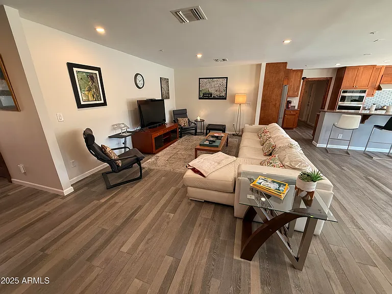8361 E Via De Encanto — Photo 6