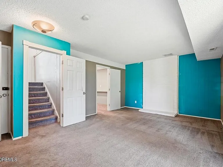 200 Pacific Ave — Photo 17