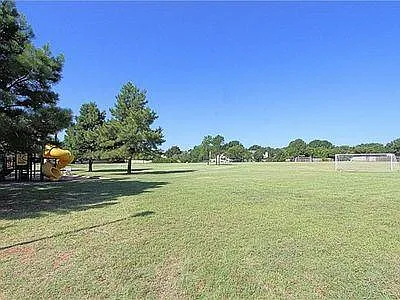 4216 Spring Meadow Ln — Photo 19