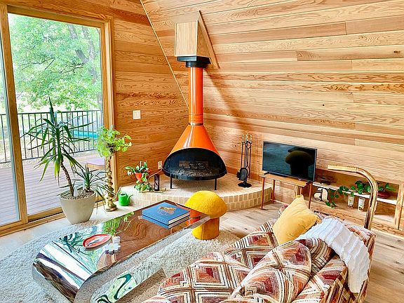 Retro Preway fireplace