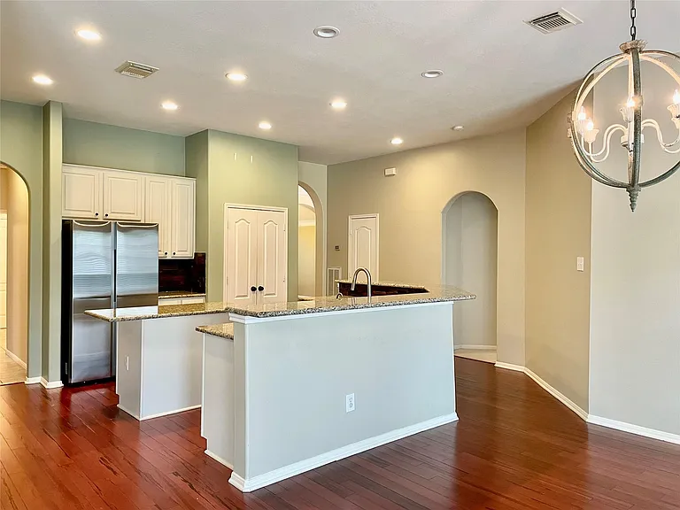 608 Biscayne Bend Ln — Photo 6
