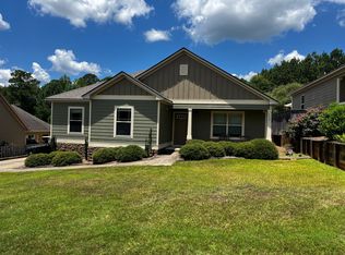 773 Lundy Chase Dr, Auburn, AL 36832