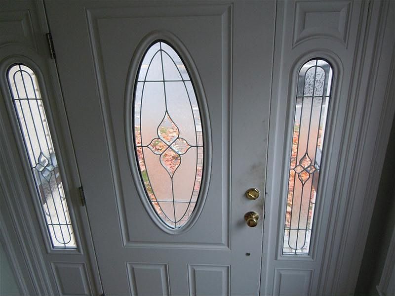 Beveled front door 