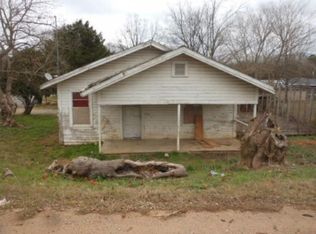 265 Mill St, Centreville, AL 35042