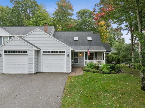 14 Stratford Place #14, Kennebunk, ME 04043