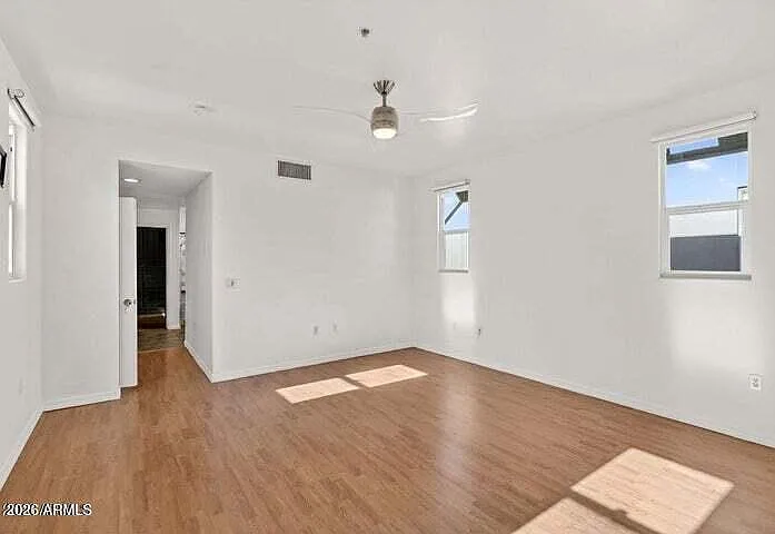 706 E Washington St #124 — Photo 22
