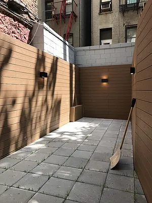 Rented by REAL New York | media 21