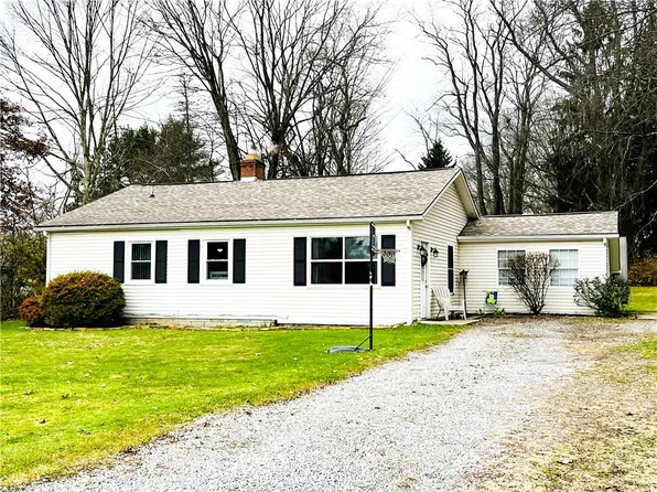 3169 Nesbit St N, New Castle, PA 16102