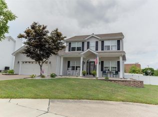 203 Black Lantern Ct, Saint Peters, MO 63376