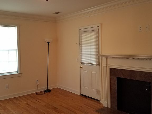 2nd image of 743 Maupas Ave