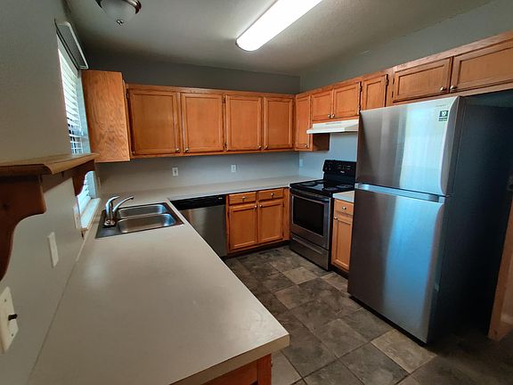 5th image of 816 Peppertree Ct