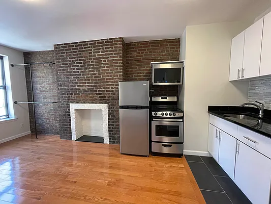 Rented by Oxford Property Group | media 20