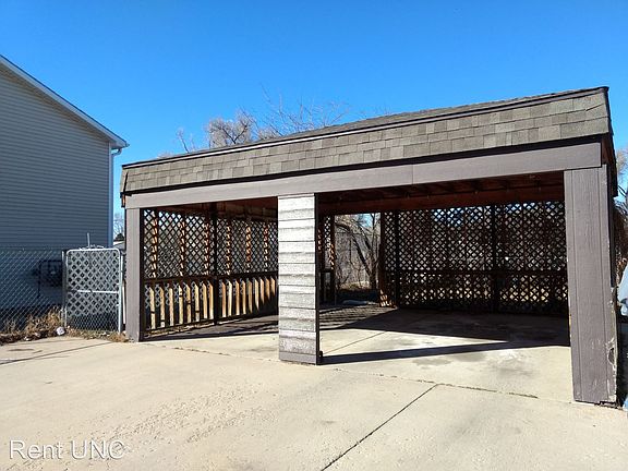 2nd image of 3018 W 7th St APT 103