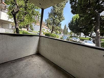 1st image of 5045 Collwood Way #1