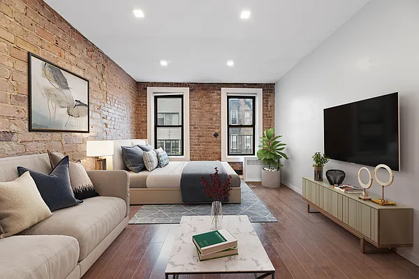 Rented by REAL New York | media 12