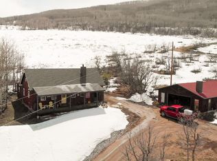 25325 Paradise Valley Ln, Oak Creek, CO 80467