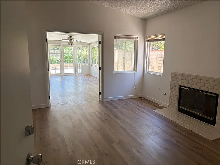 620 Sky Ct — Photo 6
