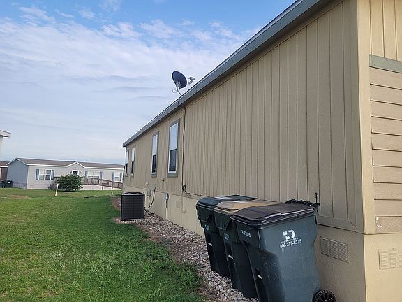2nd image of 190 Alhambra Dr