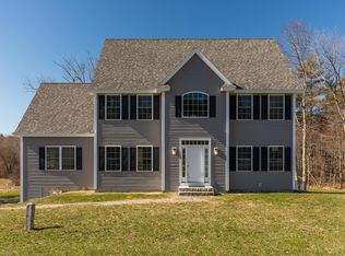 58 Lovell Rd, Stratham, NH 03885