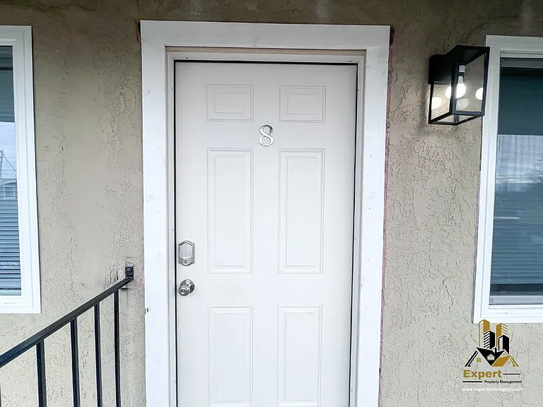 1507 Nogales St #1 — Photo 23