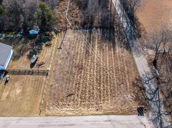 16 Hightop Rd, Corbin, KY 40701