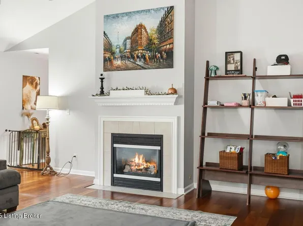 13527 Pinnacle Gardens Cir, Louisville, KY 40245