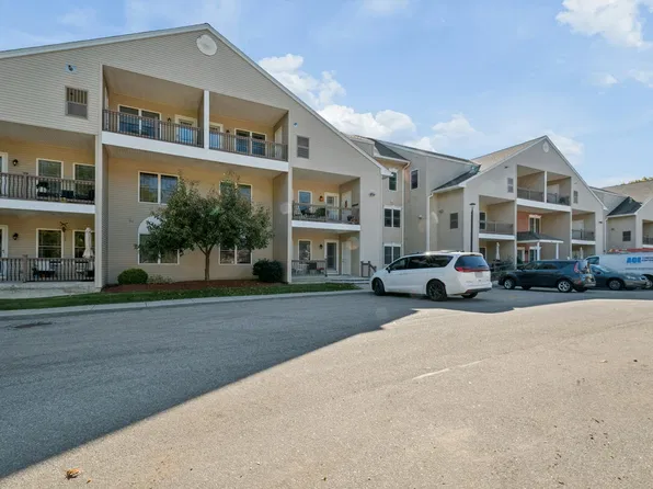 216 Reservoir St #102, Holden, MA 01520