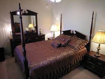 4th image of 303 Loganberry Ct