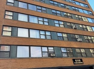 6118 N Sheridan Rd APT 407, Chicago, IL 60660