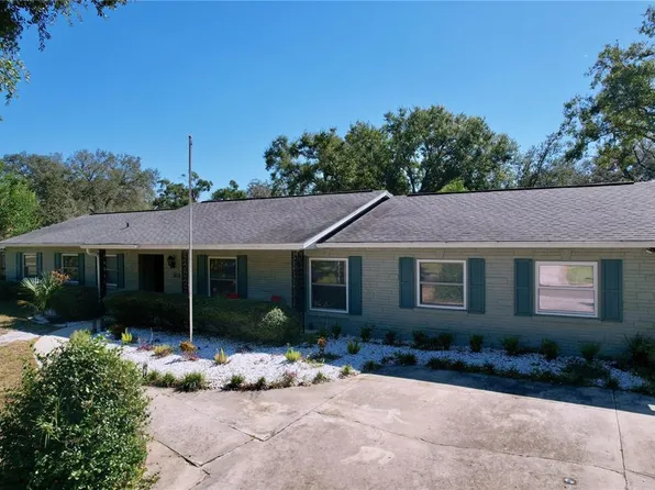 611 Greenbriar Dr, Brandon, FL 33511