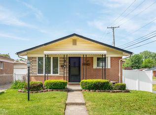19655 Opal St, Clinton Township, MI 48035