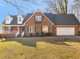 5403 Dobson Rd, Greensboro, NC 27410