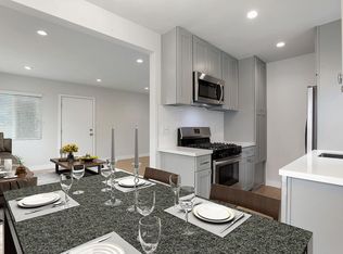 4808 Saturn St APT 3, Los Angeles, CA 90019