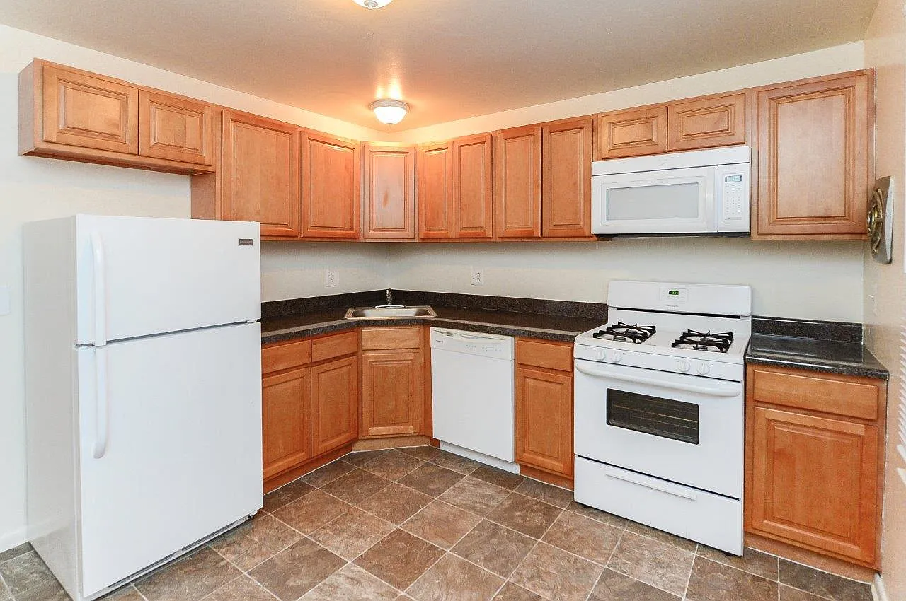Woodcrest Apartment Homes — Photo 3