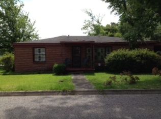 1100 E Newton St, Dothan, AL 36303