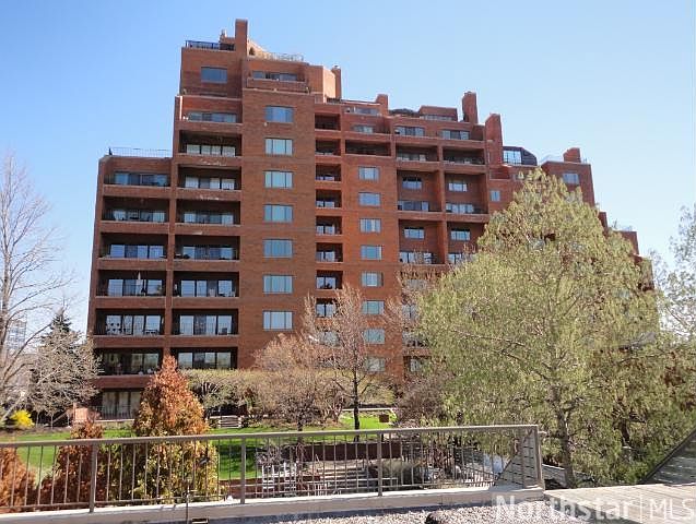 1st image of 100 2nd St SE APT 307