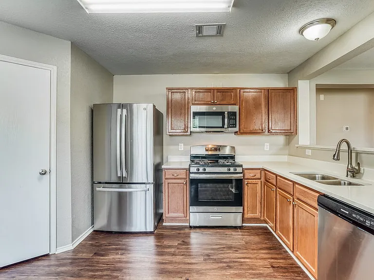 20619 Tayman Oaks Dr — Photo 8