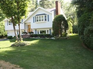 28 Barkland Dr, Derry, NH 03038