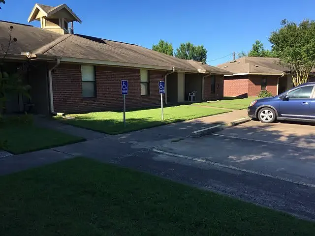 125 Elders Dr — Photo 8