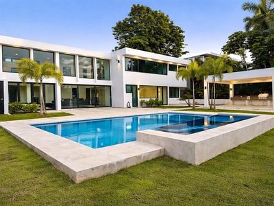 1704 Jazmin St #1704, San Juan, PR, 00927