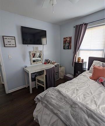 4th image of 623 N Logan St