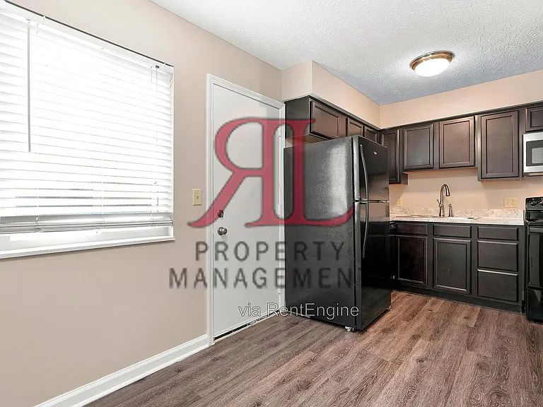5502 Kenneylane Blvd — Photo 6