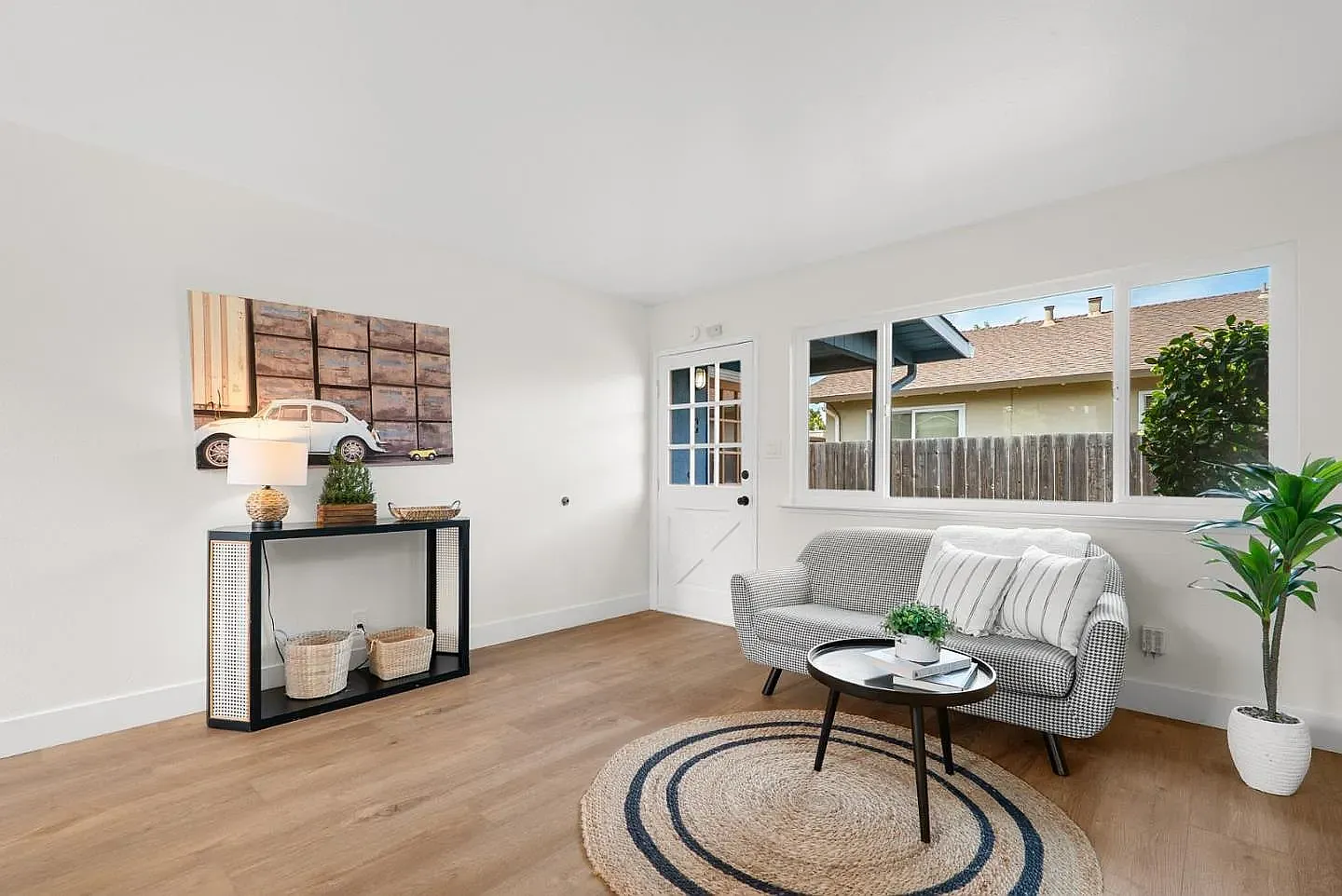 1 bed, 504 sqft, $2,650 — Photo 2